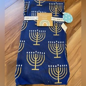 NEW BABY BLANKET HANUKKAH MENORAH BLUE GOLD AND‎ IVORY NWT